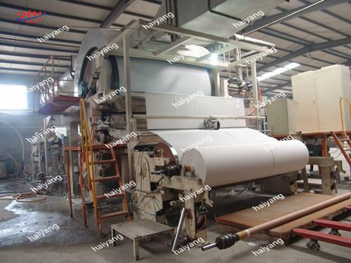 5 -6T/D-Pulp en Papierafval die Jumbo het Papierbroodje recycleren die van het Broodjestoiletpapier Machine maken